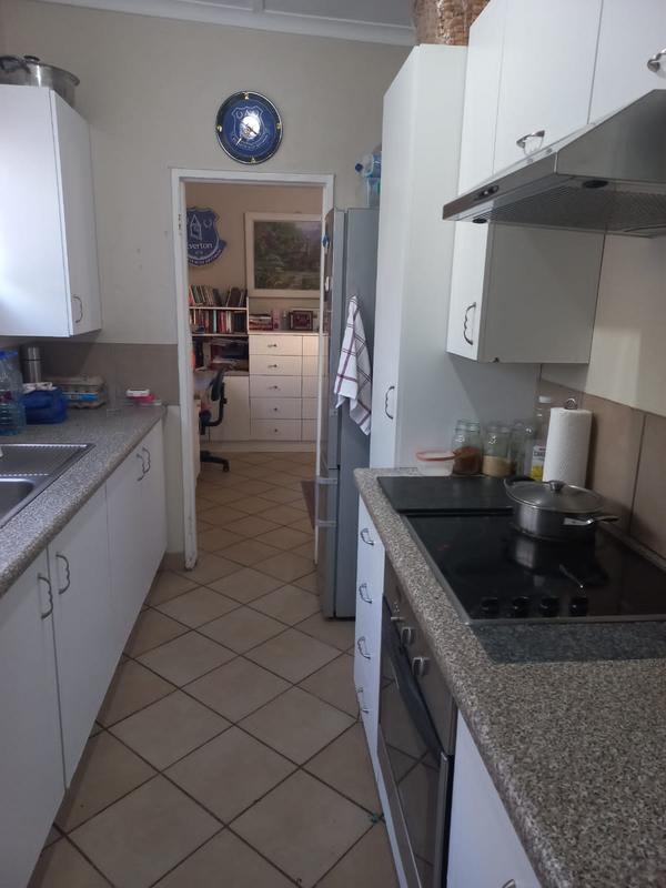 3 Bedroom Property for Sale in Grassy Park Western Cape